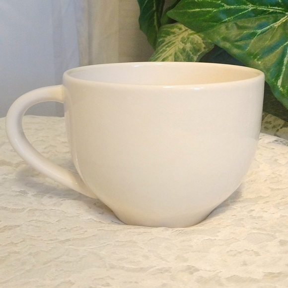 ⚜️ BBW 1999 Holiday Edition Sledding Snowman Mug - Picture 2 of 7